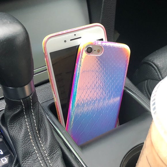 iPhone Purple Iridescence Crocodile Case - Picture 8 of 8